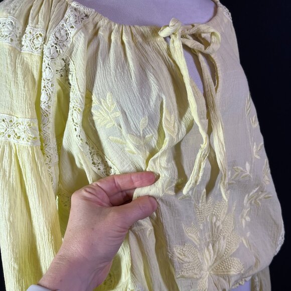 Free People Size XS Maria Embroidered Top Pale Yellow Cropped Blouse Lace - Picture 7 of 13